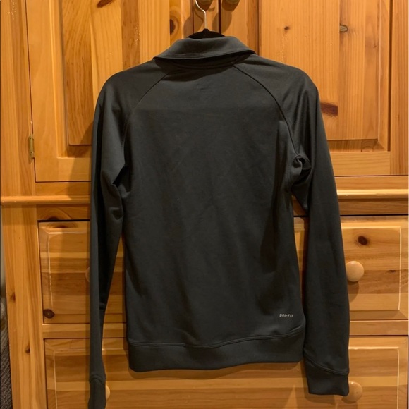 Women’s Nike Full-zip Jacket - Picture 2 of 4
